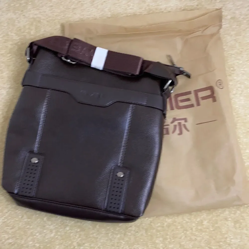 Men’s Shoulder / Messenger Bag Dark Brown